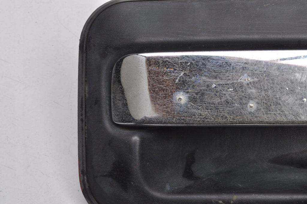 MITSUBISHI L200 DOOR HANDLE RIGHT REAR MB321420-4