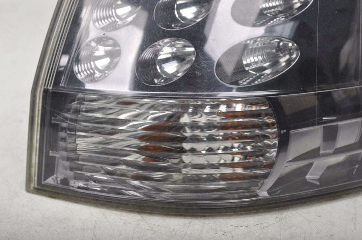 MITSUBISHI OUTLANDER II LAMP RIGHT REAR 220-87813