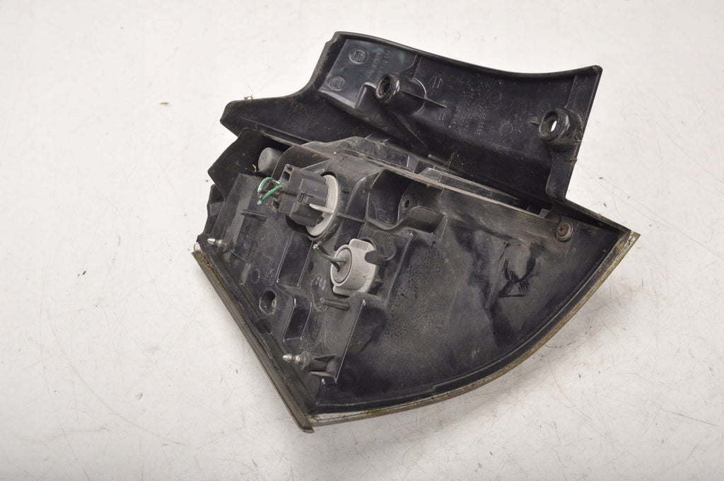 MITSUBISHI OUTLANDER II LAMP RIGHT REAR 220-87813