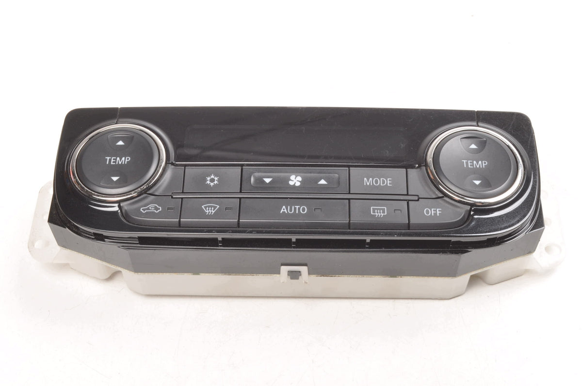 MITSUBISHI OUTLANDER III AIR CONDITIONING PANEL 7820B243XA