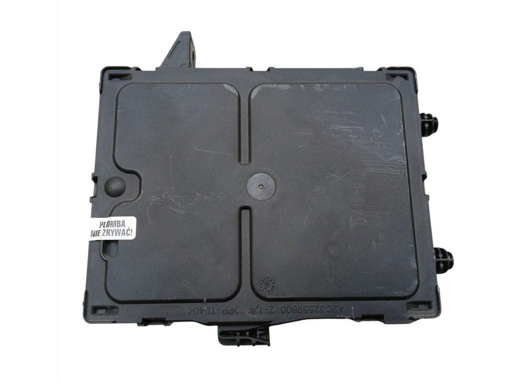 MODULE BCM FUSE BOX RENAULT MEGANE IV 4 284B10674R