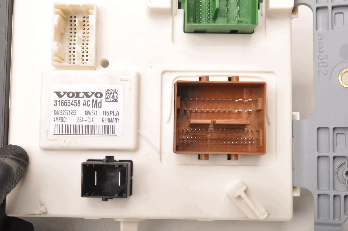 MODULE CEM VOLVO V60 II S60 III 31665458