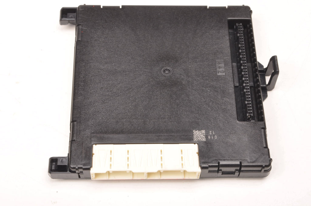 MODULE CONTROLLER TOYOTA PRIUS IV 1.8 HYBRID 89221-47451