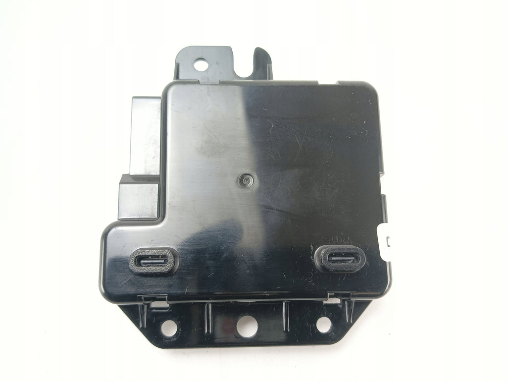 MODULE DRIVER USB SOCKET TESLA MODEL Y (2019-) 1656787-30-A