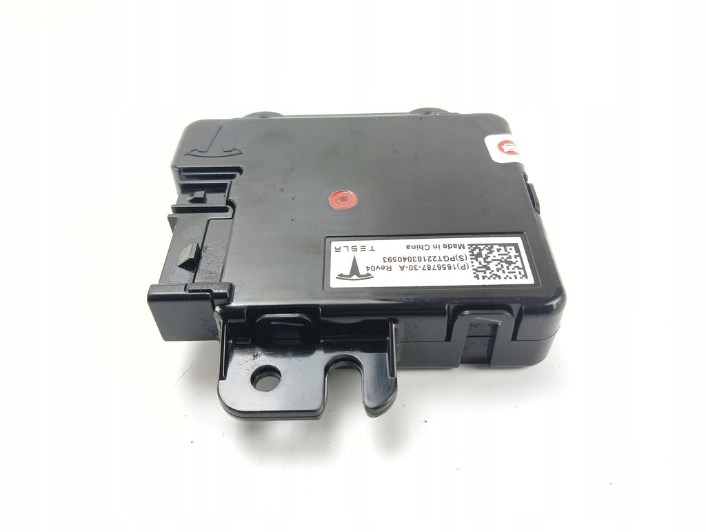 MODULE DRIVER USB SOCKET TESLA MODEL Y (2019-) 1656787-30-A