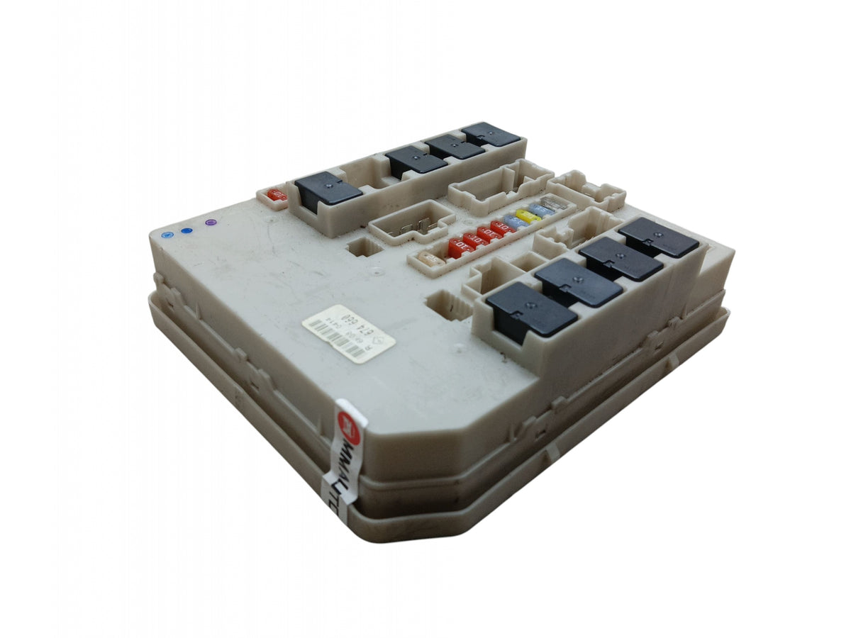 MODULE EAR FUSE BOX RENAULT CLIO III MODUS 1.5 DCI 674660