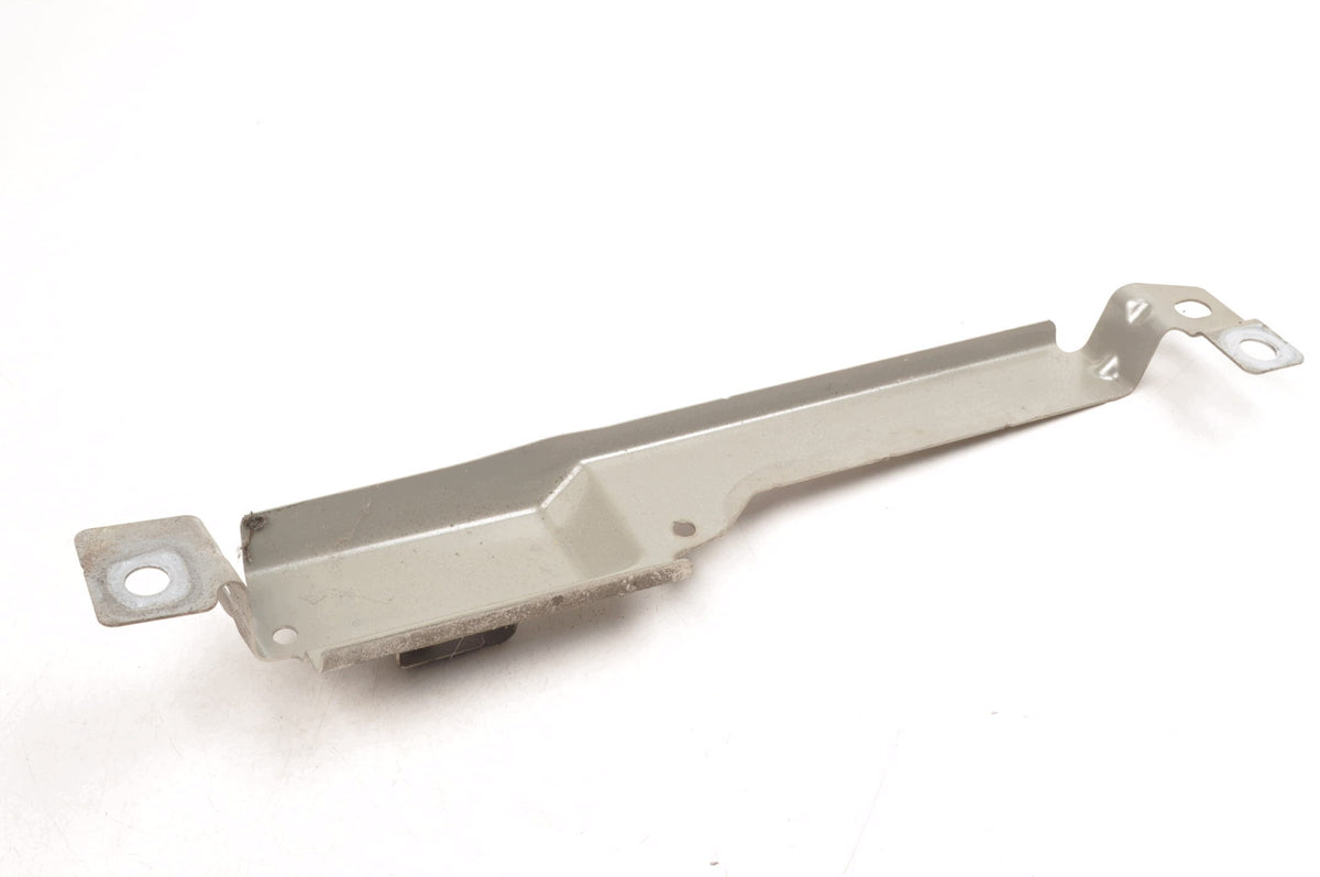 MUDGUARD MOUNT VOLVO XC60 II 31424581 719-16