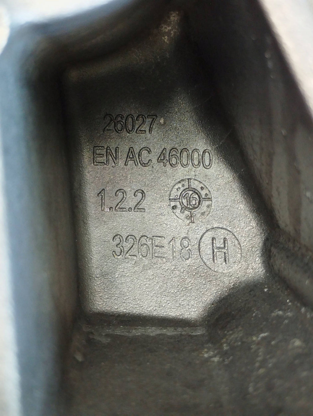 Mercedes B-CLASS W246 W242 PAW MOUNT A2462401109