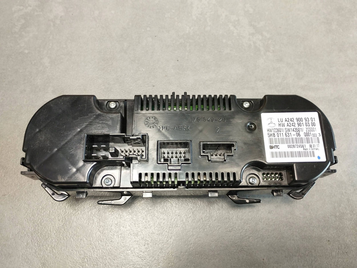 Mercedes-Benz B W246 W242 AIR CONDITIONING PANEL A2429009301