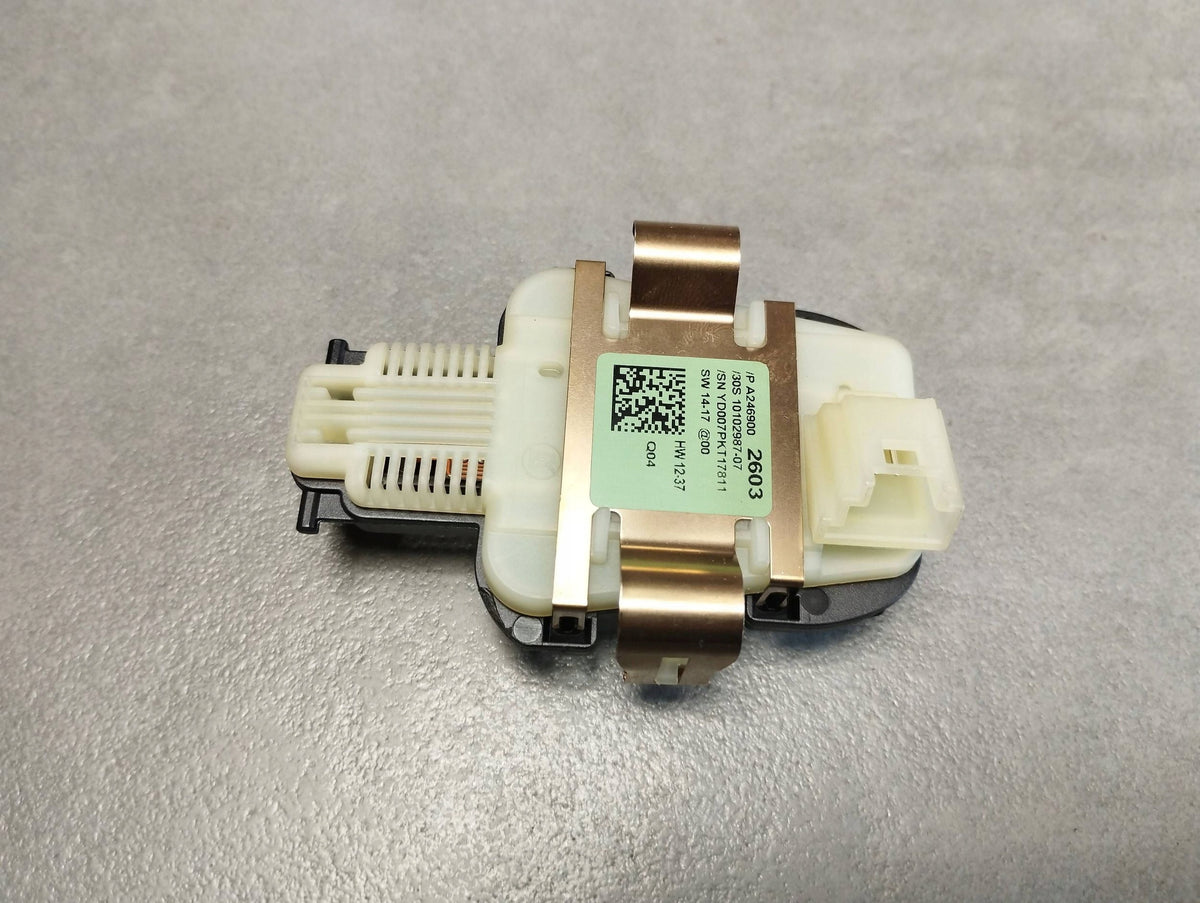 Mercedes-Benz B W246 W242 RAIN SENSOR A2469002603