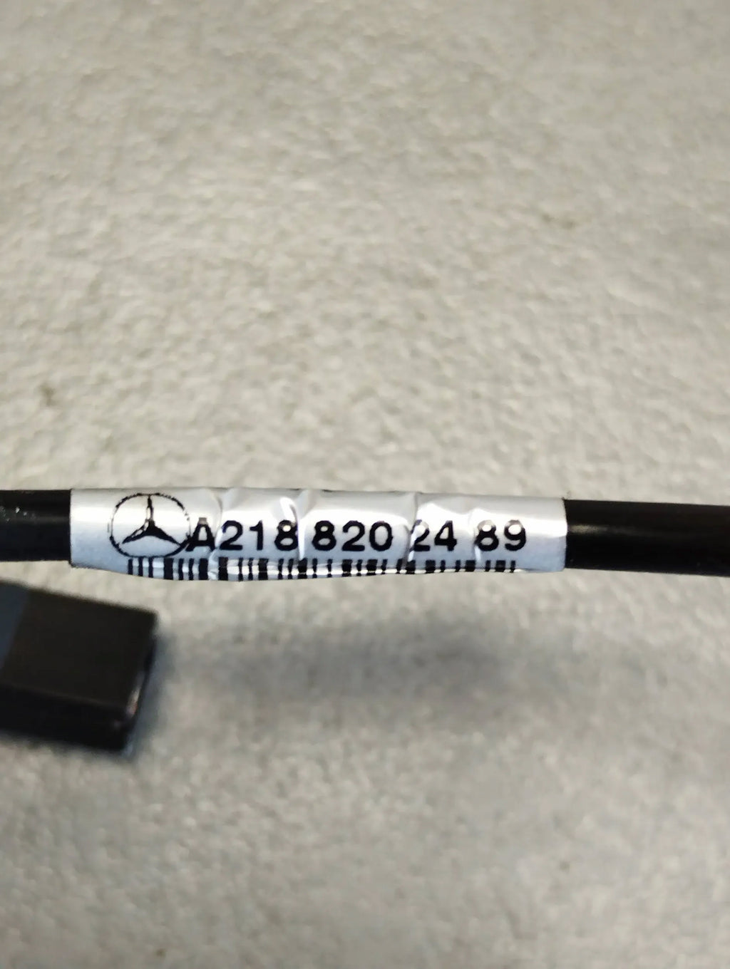 Mercedes-Benz CLS C218 ANTENNA BEAM A2188202489