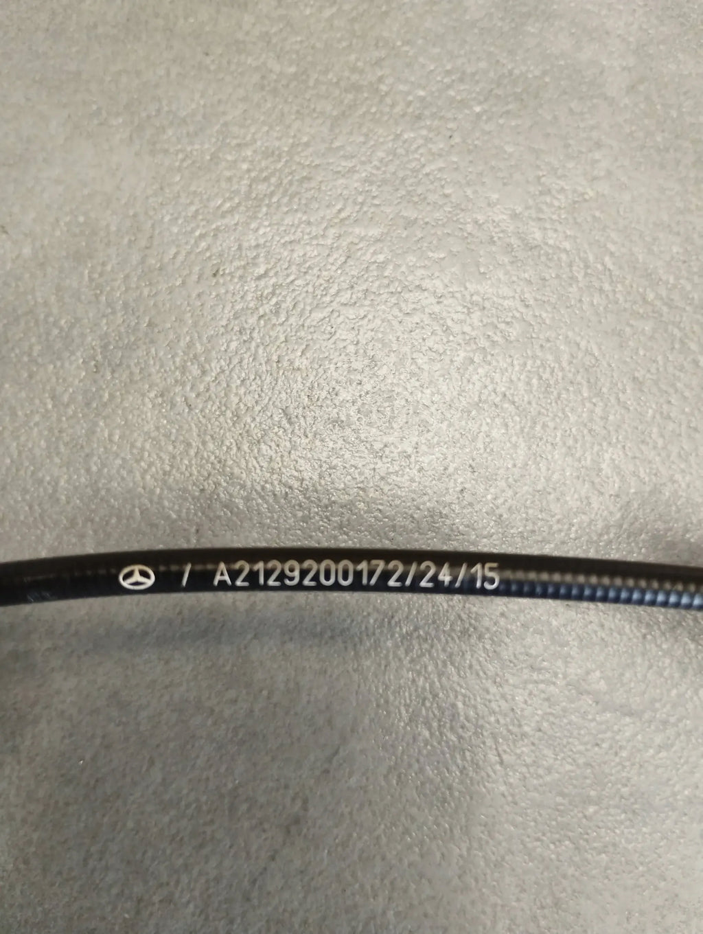 Mercedes-Benz CLS C218 COUCH BACK LATCH A2129200172