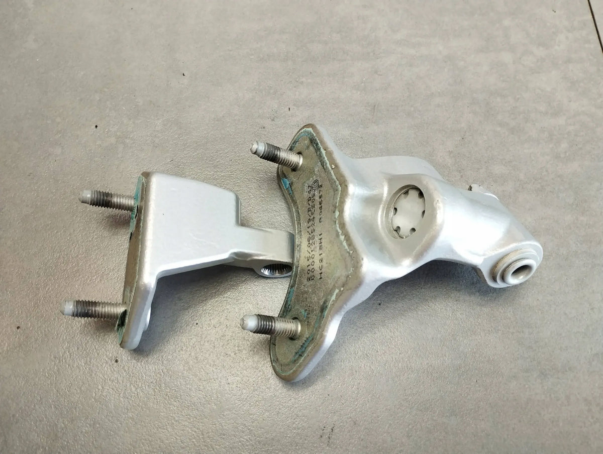 Mercedes-Benz CLS C218 DOOR HINGES RIGHT REAR WITH BODY