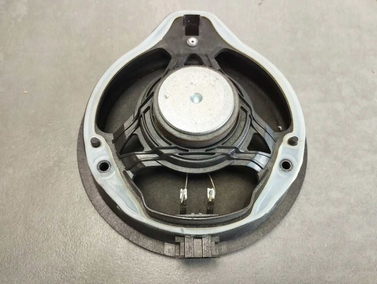 Mercedes-Benz CLS C218 DOOR SPEAKER LEFT REAR 2185405033