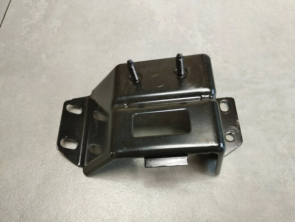 Mercedes-Benz CLS C218 MOUNTING BRACKET A2126200214