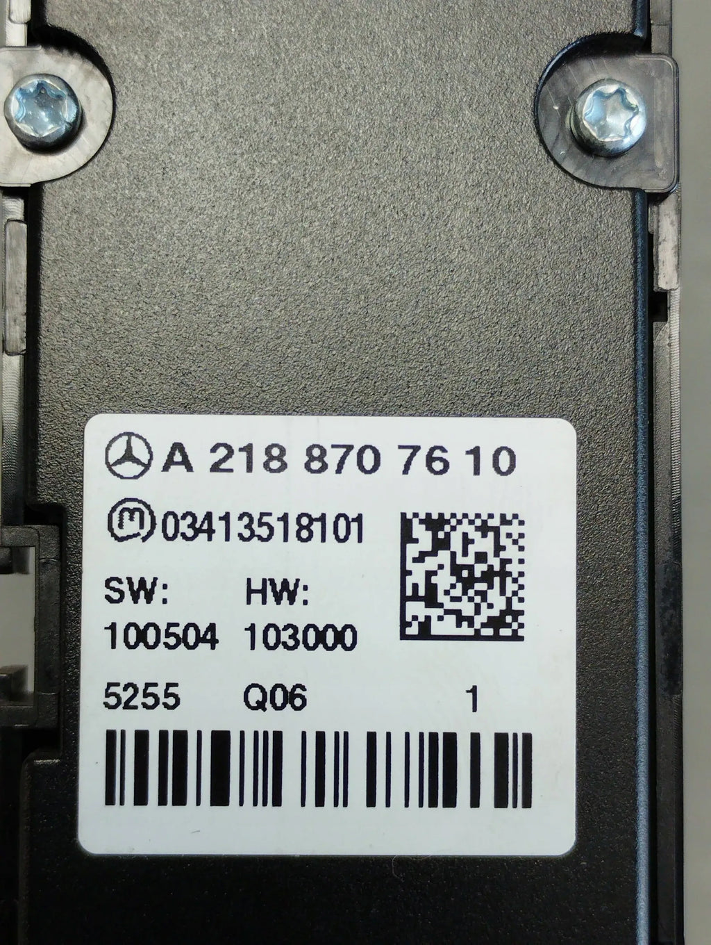 Mercedes-Benz CLS C218 SEAT HEATING BUTTON PANEL A2188707610