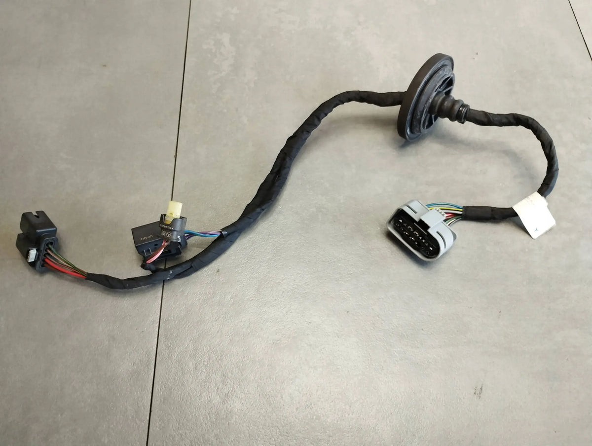 Mercedes-Benz CLS C218 WIRE HARNESS A2124406954