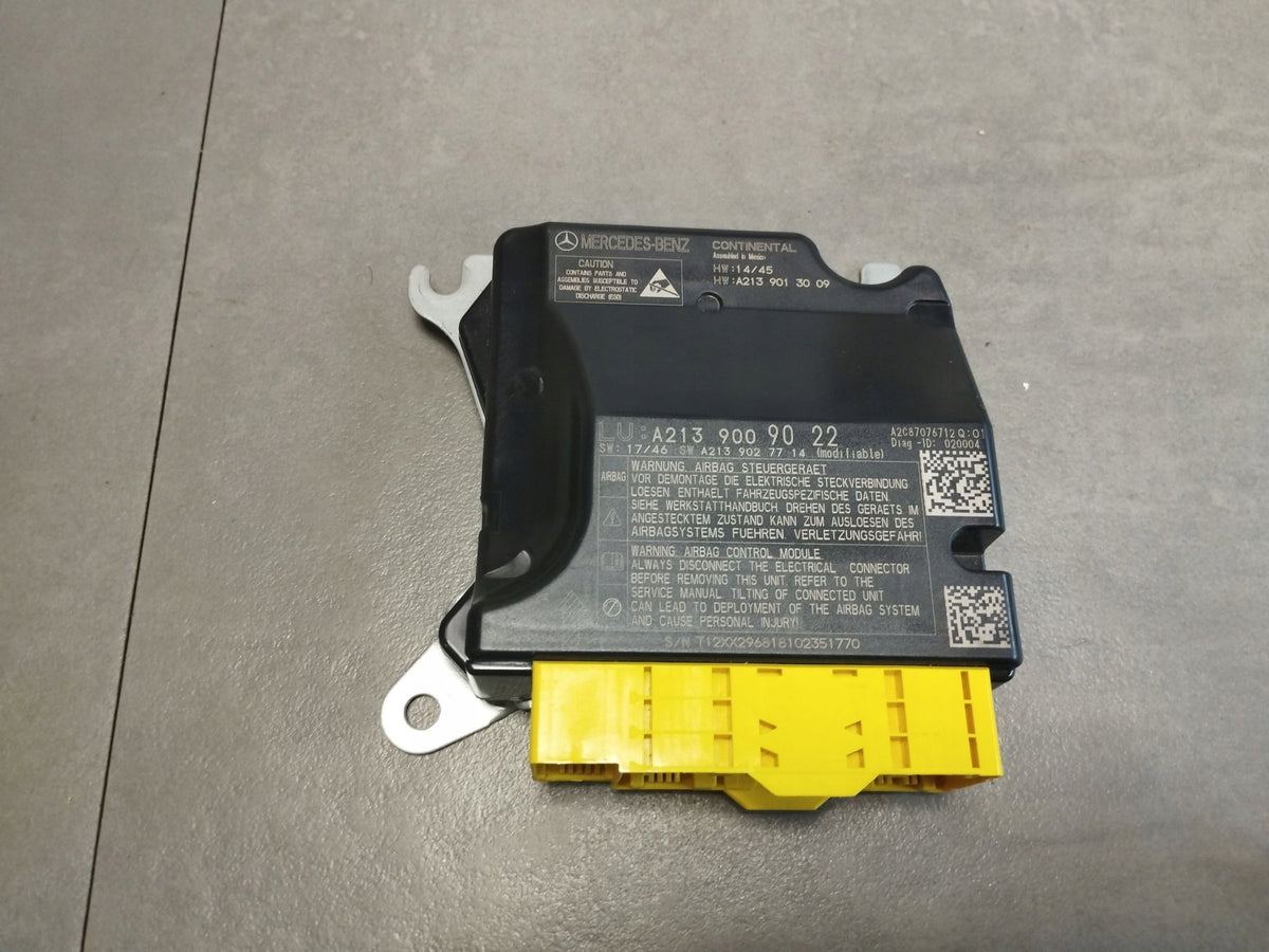 Mercedes-Benz E W213 MODULE CONTROLLER AIRBAG A2139009022