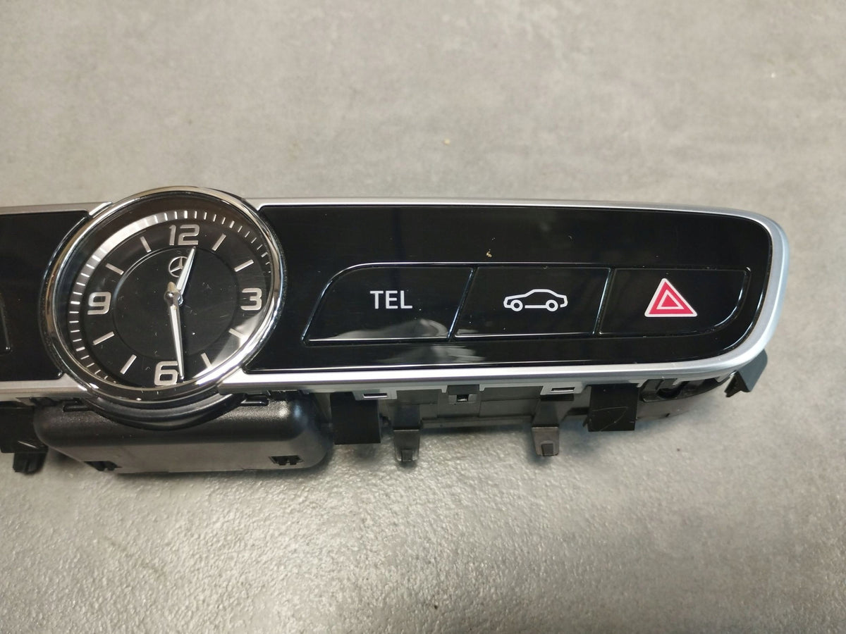 Mercedes-Benz E W213 SWITCH PANEL CLOCK A2138272000