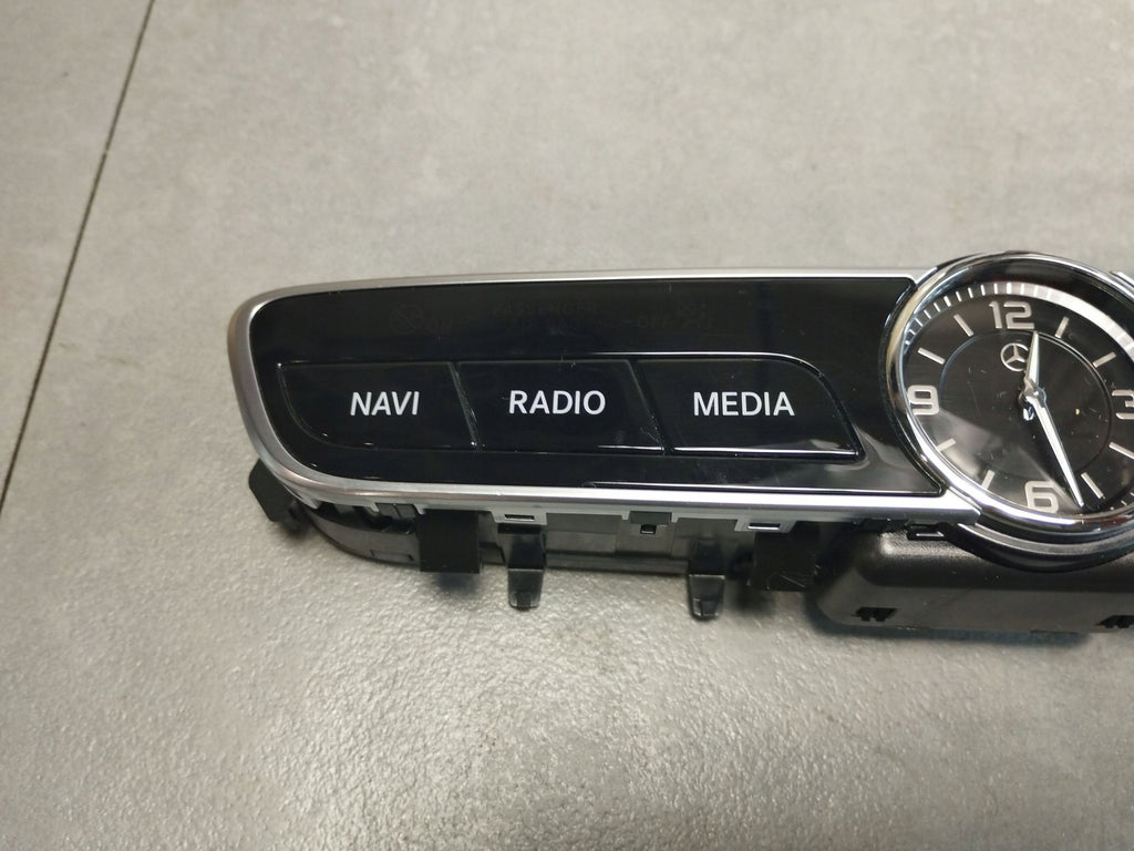Mercedes-Benz E W213 SWITCH PANEL CLOCK A2138272000