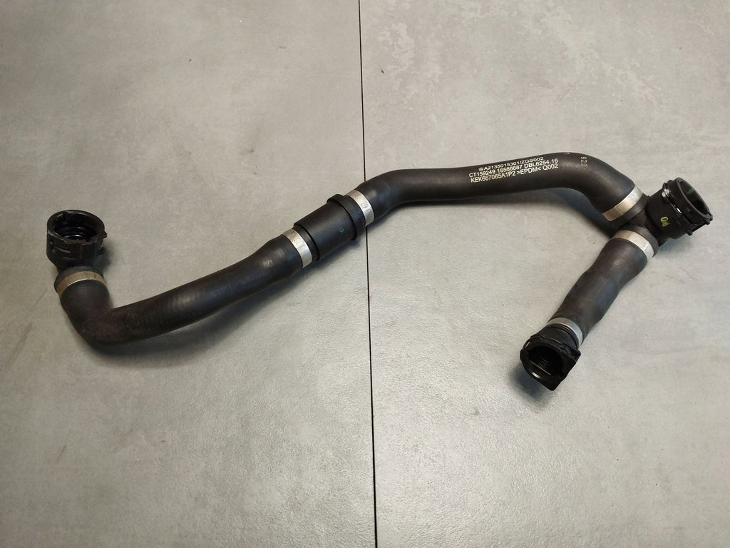 Mercedes-Benz E W213 WATER HOSE CABLE A2135015301