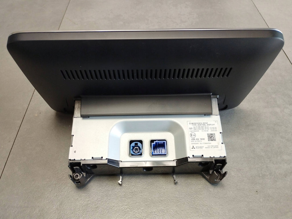 Mercedes-Benz GLC X253 2016 Monitor / Display / Screen A2059002211