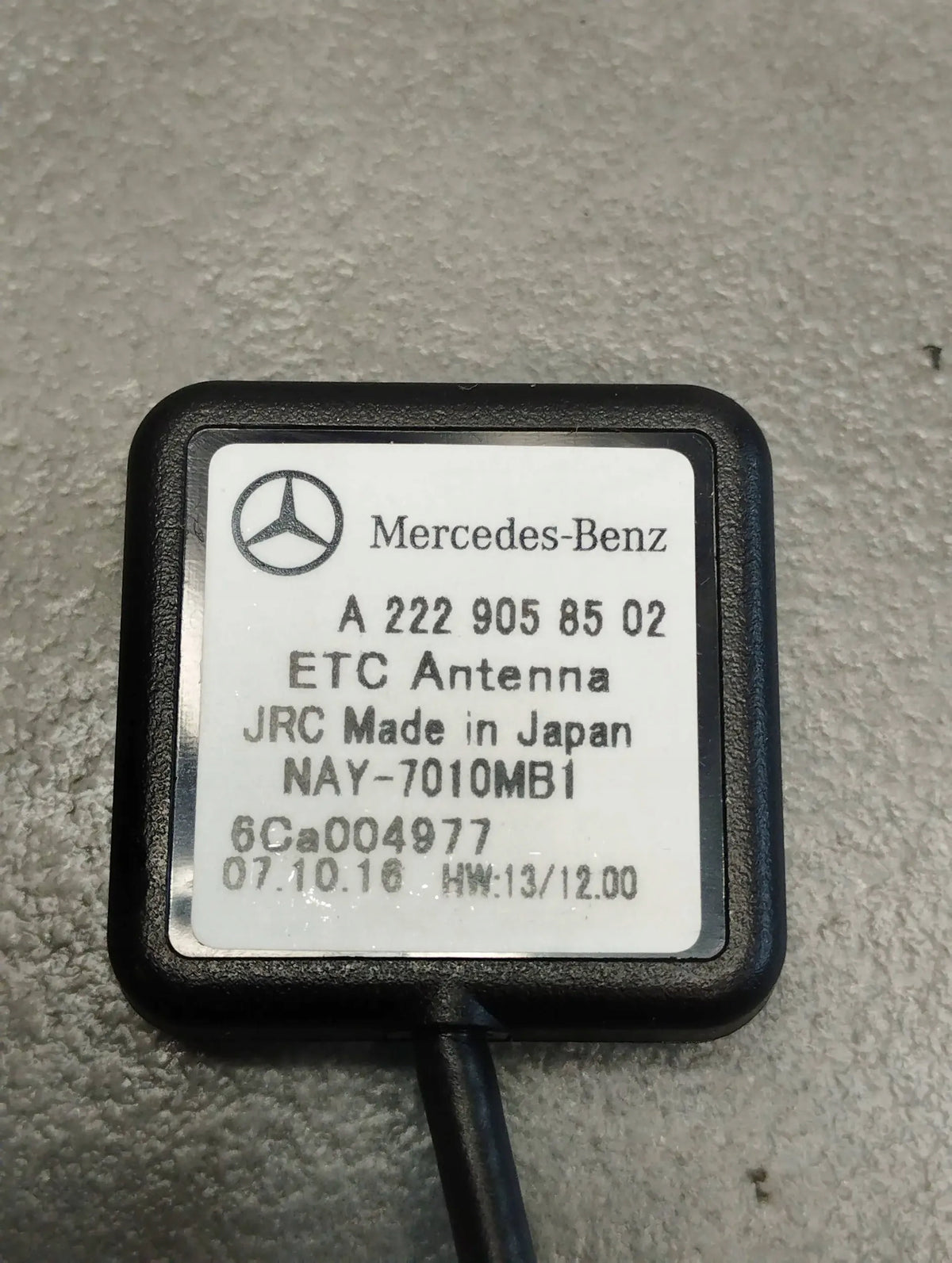 Mercedes-Benz GLC X253 ANTENNA AMPLIFIER A2229058502