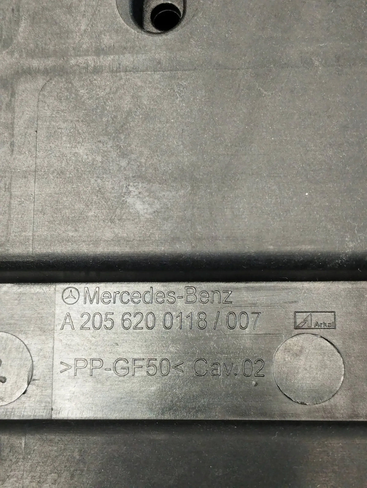 Mercedes-Benz GLC X253 BATTERY BASE A2056200118