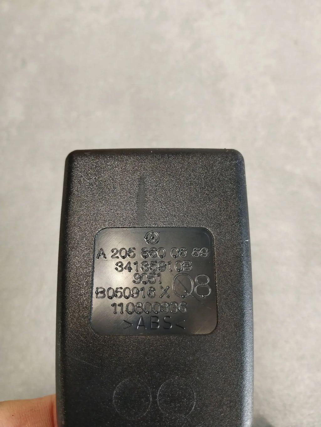 Mercedes-Benz GLC X253 BELT CLASP A2058600669