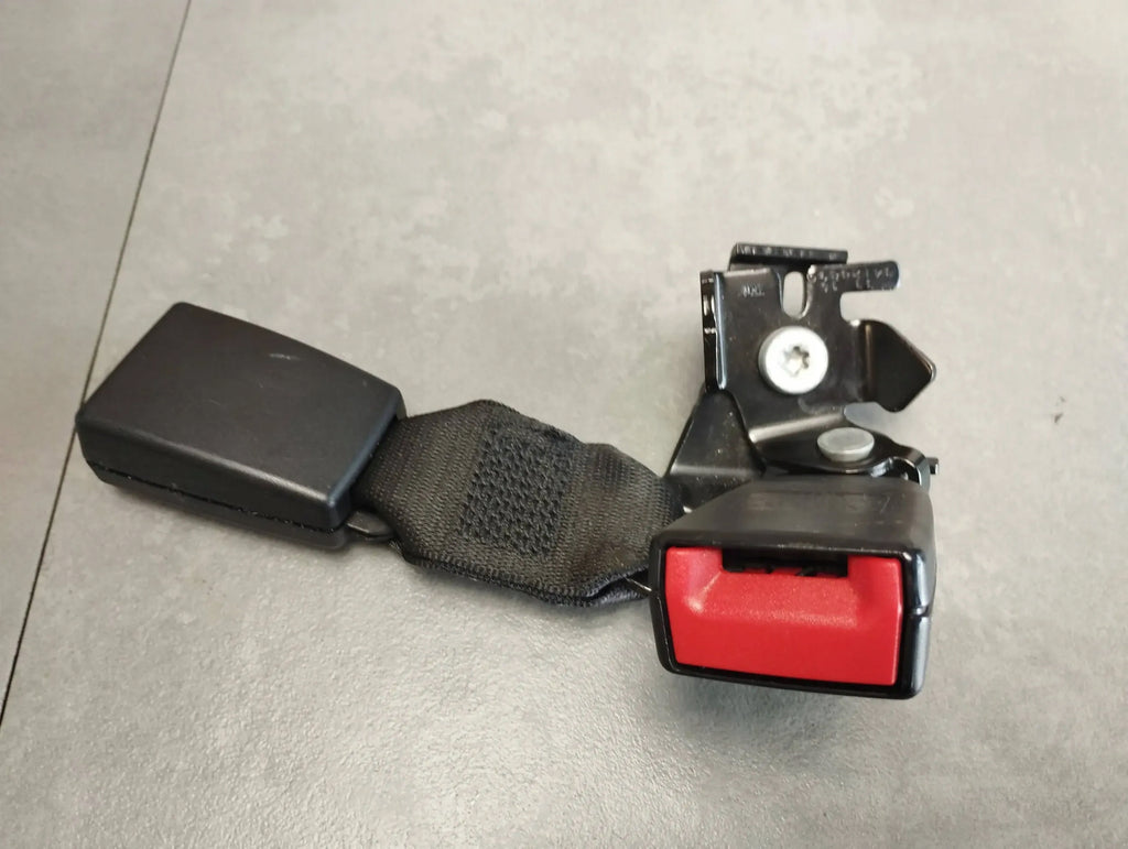 Mercedes-Benz GLC X253 BELT CLASP A2058600669