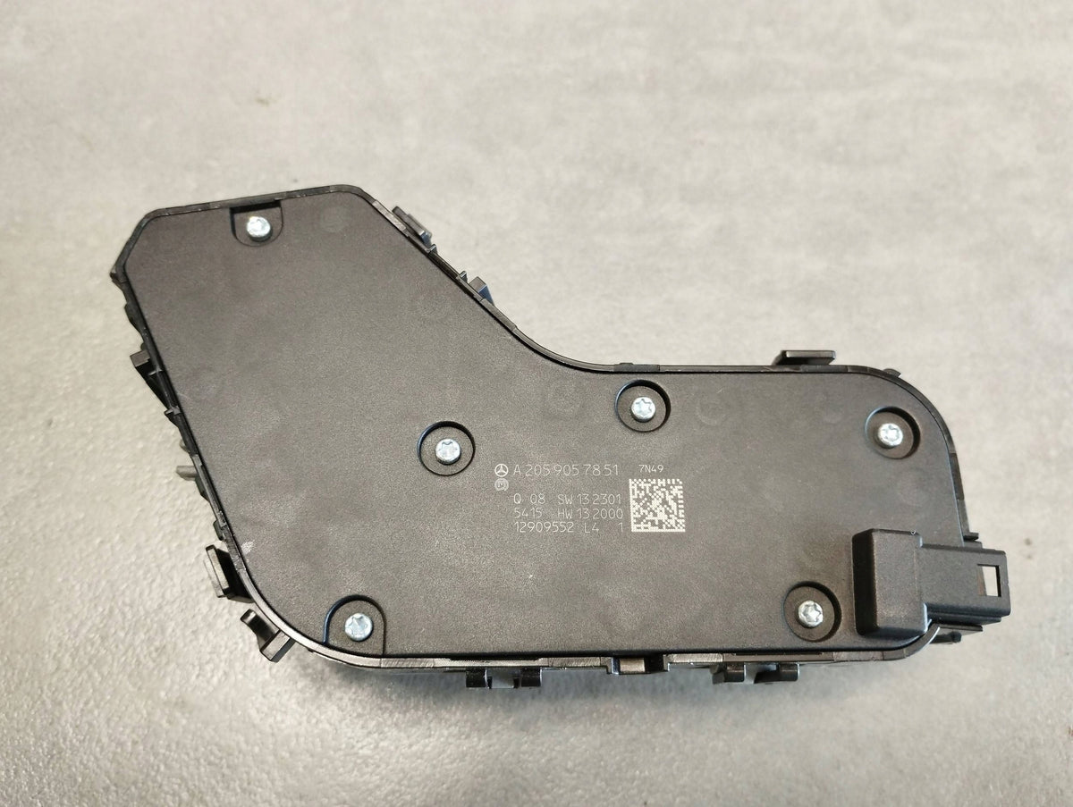 Mercedes-Benz GLC X253 SEAT CONTROL PANEL RIGHT FRONT A2059057851