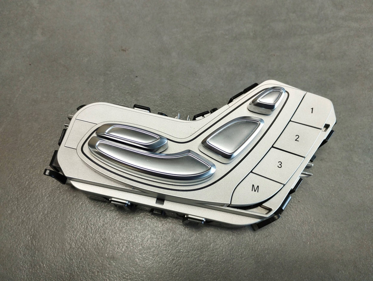 Mercedes-Benz GLC X253 SEAT CONTROL PANEL RIGHT FRONT A2059057851