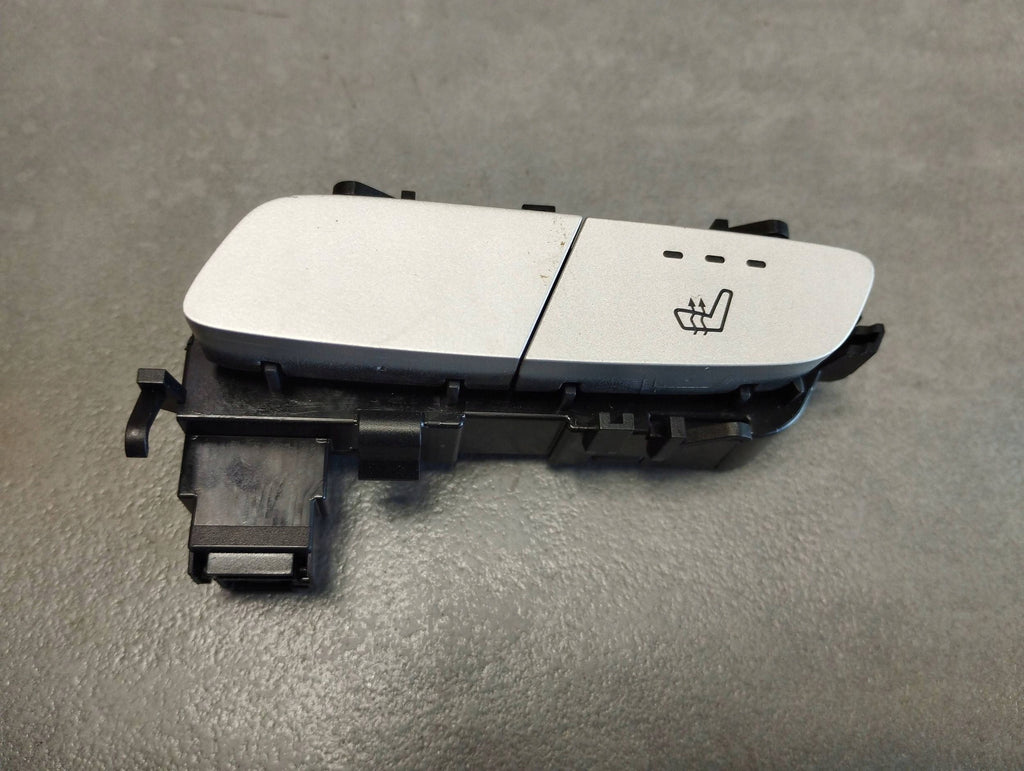Mercedes-Benz GLC X253 SEAT HEATING SWITCH A2059050404