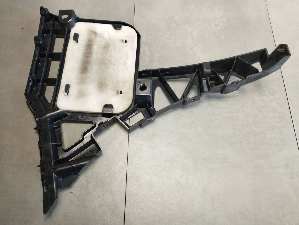 Mercedes-Benz GLE W166 BUMPER SLIDE RIGHT REAR A1668851821