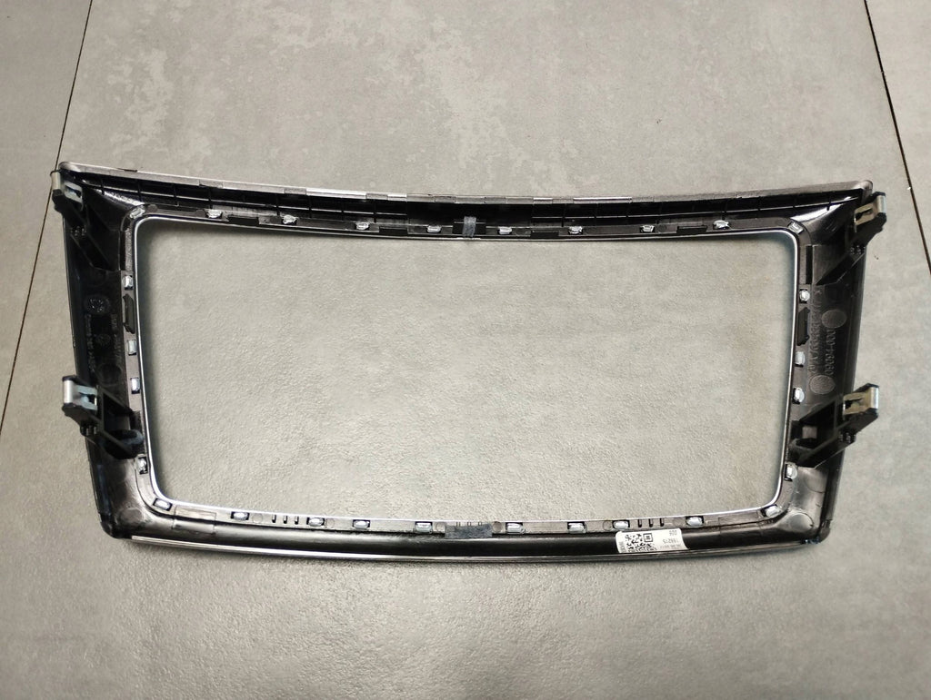 Mercedes-Benz GLE W166 CONSOLE FRAME A1666802417