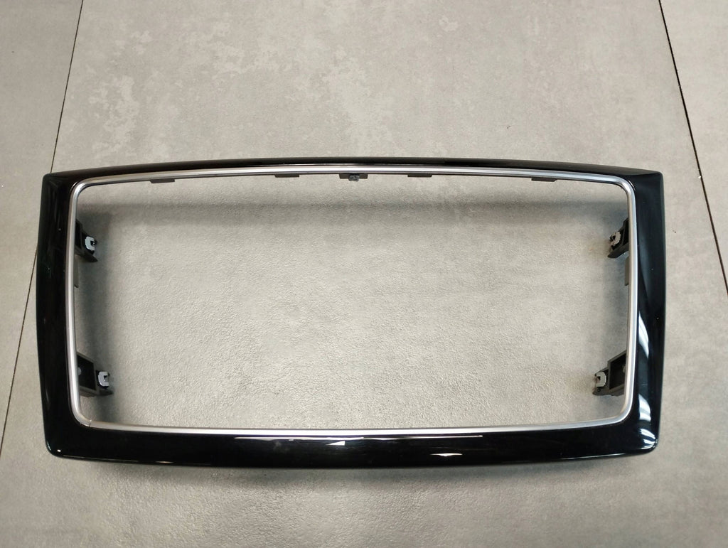 Mercedes-Benz GLE W166 CONSOLE FRAME A1666802417