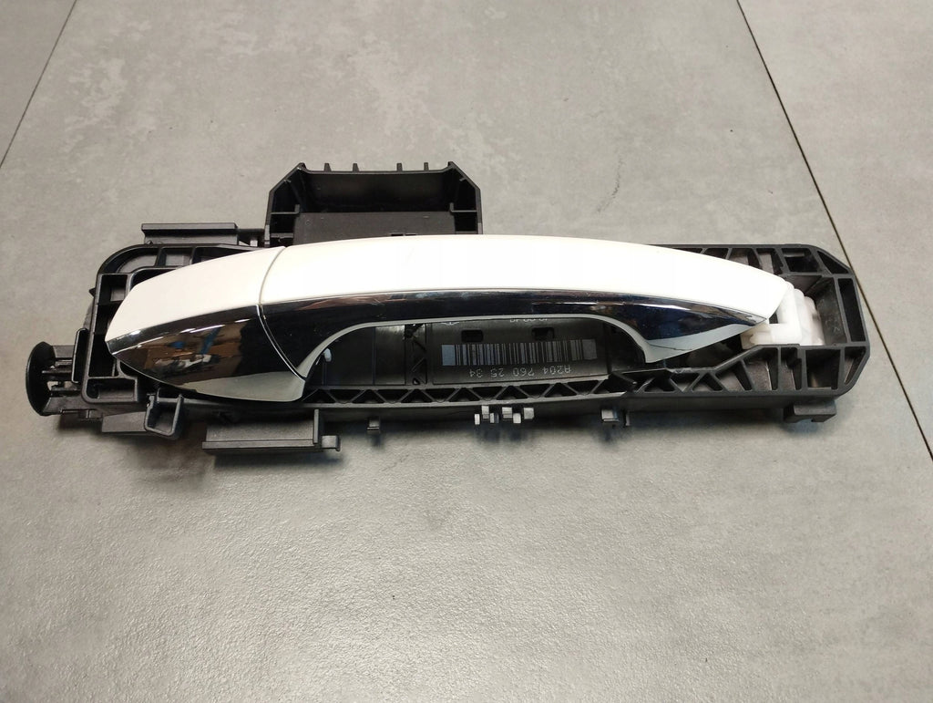 Mercedes-Benz GLE W166 DOOR HANDLE LEFT FRONT 799 A2047602534 UK