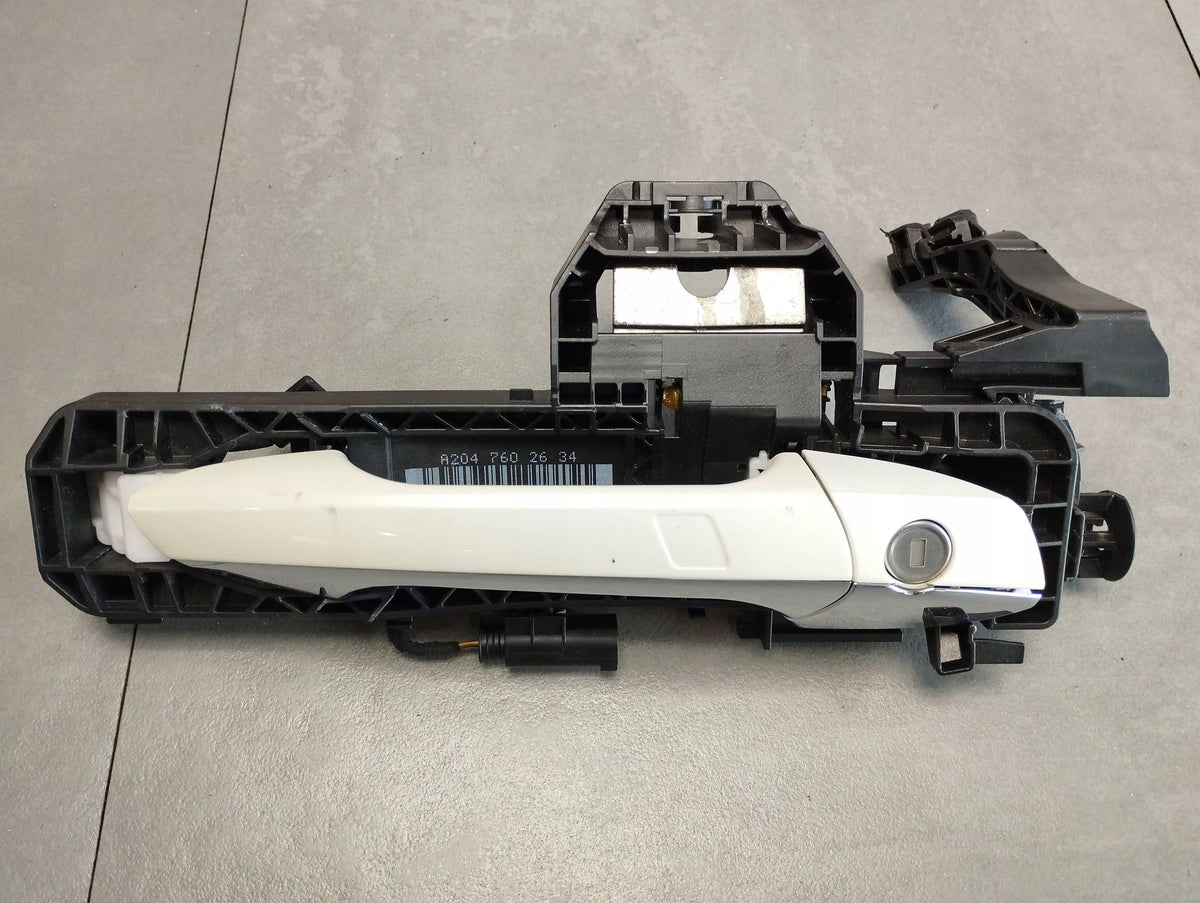 Mercedes-Benz GLE W166 HANDLE RIGHT FRONT UK 799 A2047602634