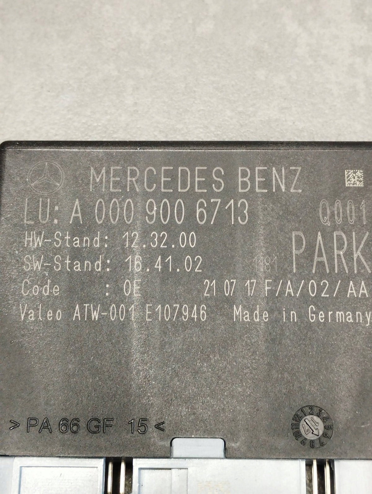 Mercedes-Benz GLE W166 PDC CONTROLLER MODULE A0009006713