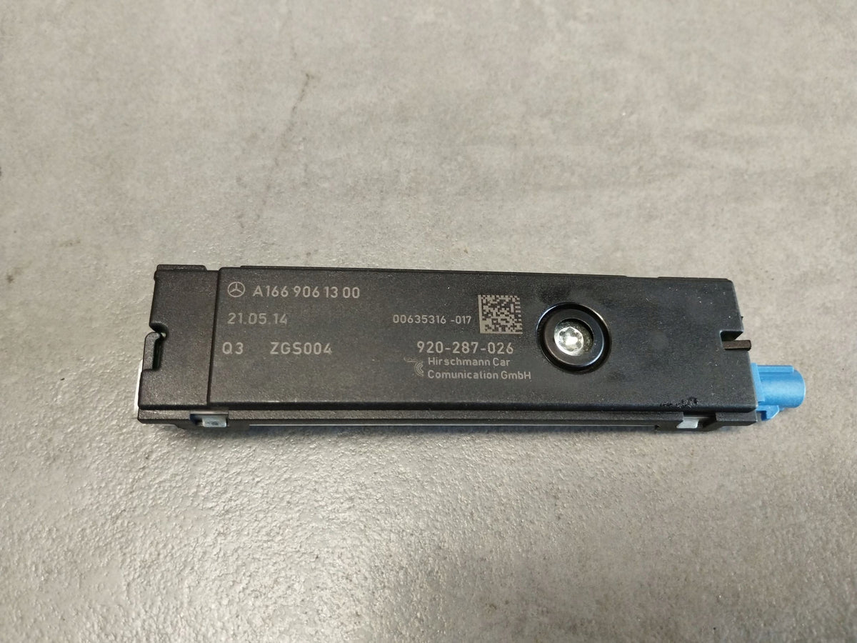 Mercedes-Benz S W222 2014 ANTENNA BOOSTER A1669061300