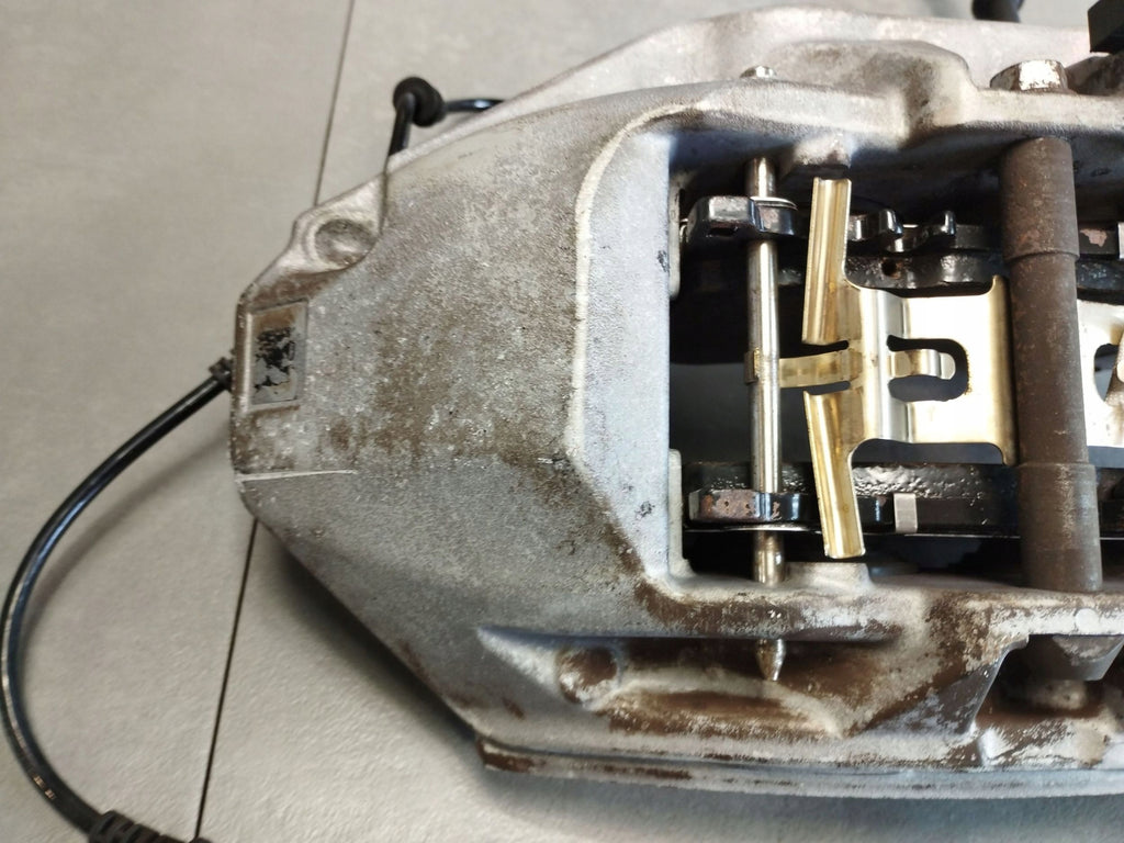 Mercedes-Benz S W222 2014 CLAMP RIGHT FRONT A2224214698