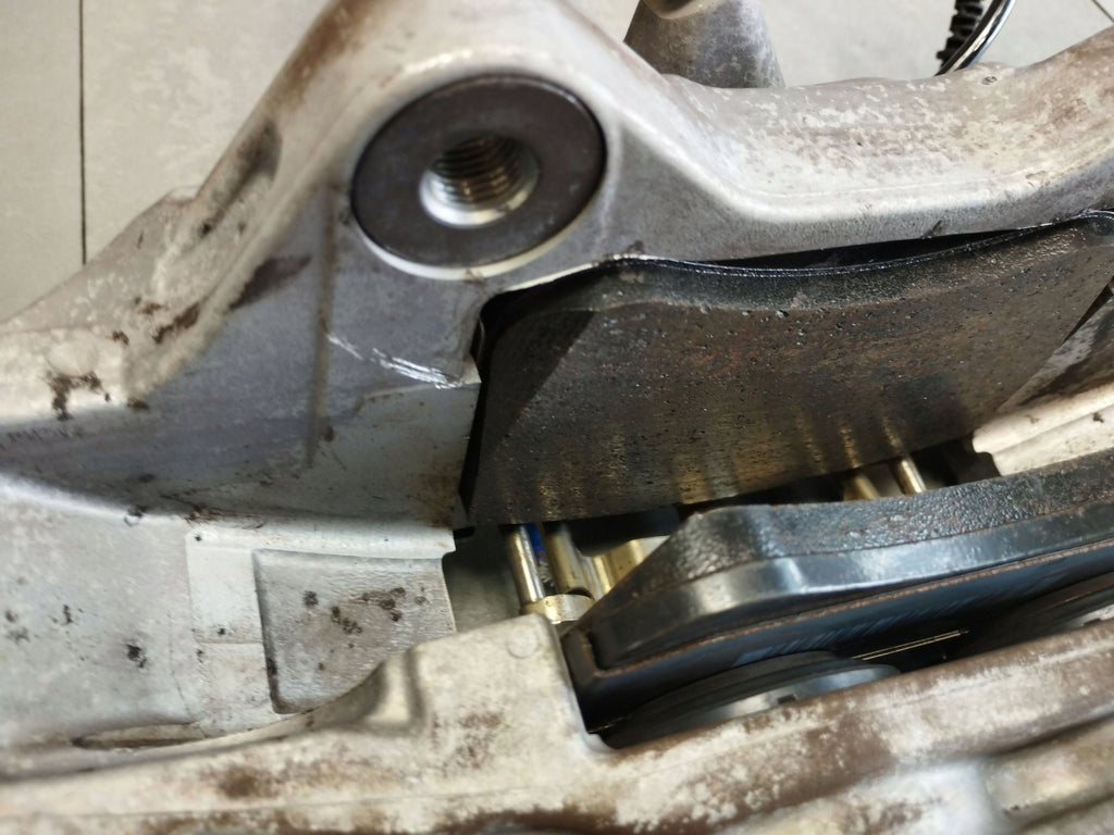 Mercedes-Benz S W222 2014 CLAMP RIGHT FRONT A2224214698