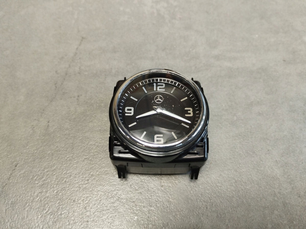 Mercedes-Benz S W222 2014 CLOCK A2228270000