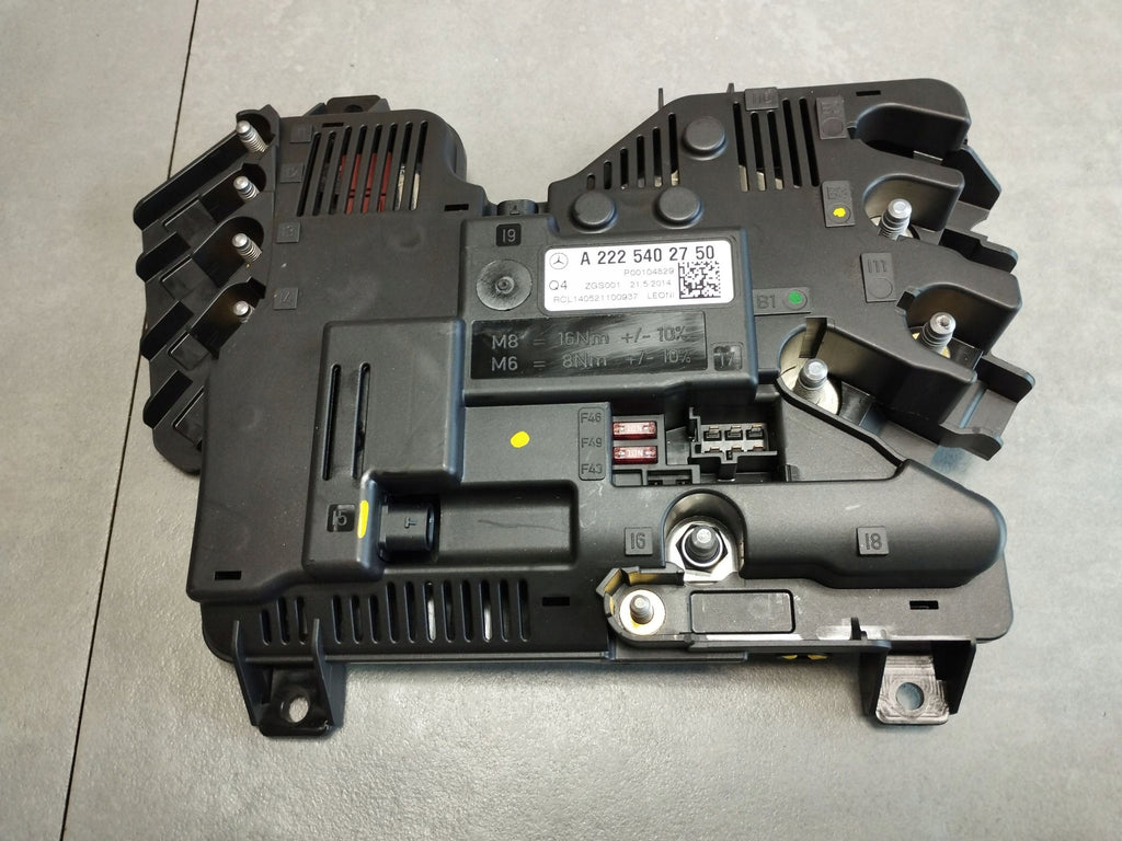 Mercedes-Benz S W222 2014 CURRENT DISTRIBUTOR A2225402750