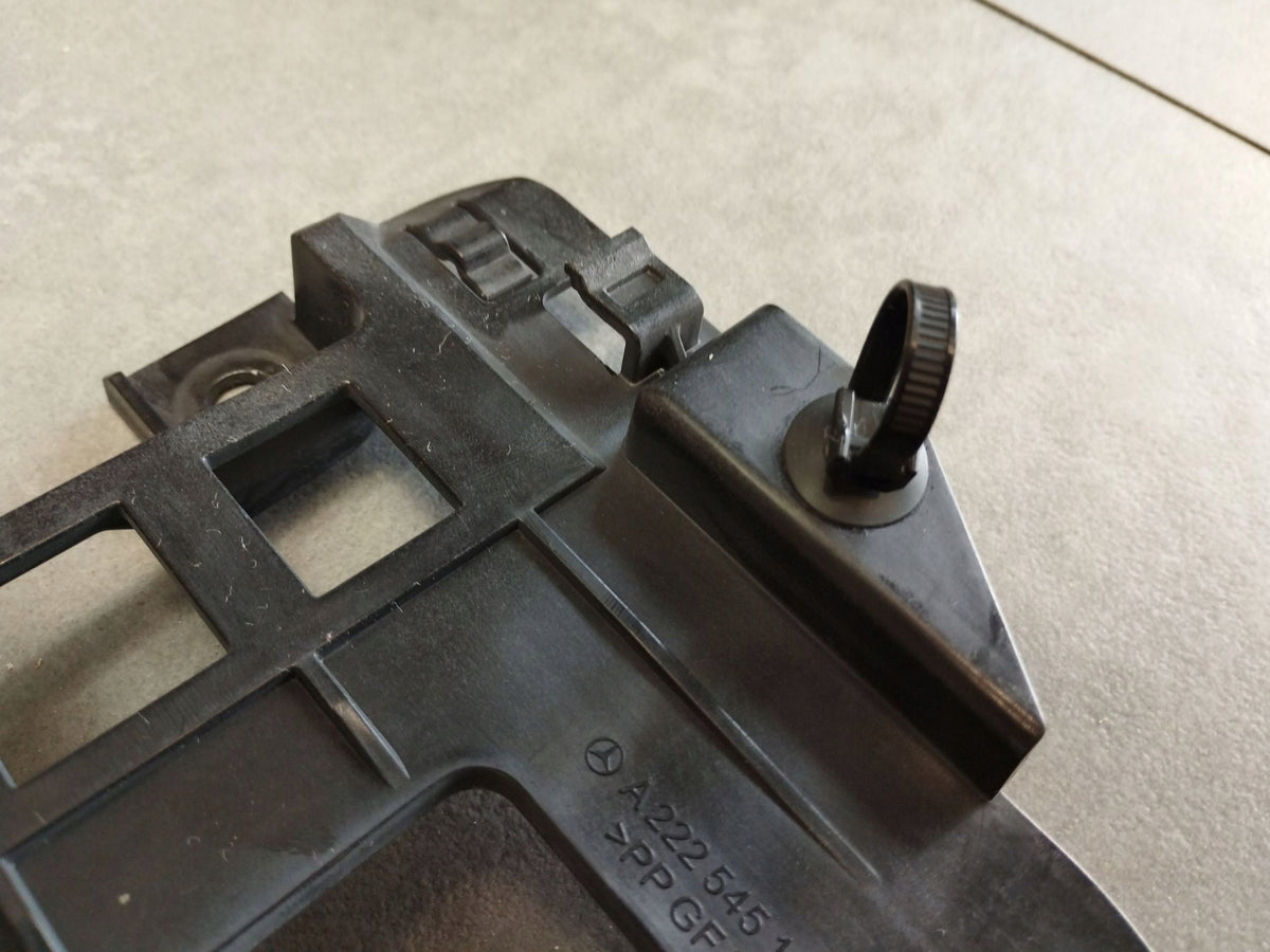 Mercedes-Benz S W222 2014 HOLDER A2225451640 RHD