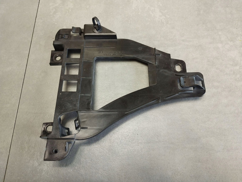 Mercedes-Benz S W222 2014 HOLDER A2225451640 RHD