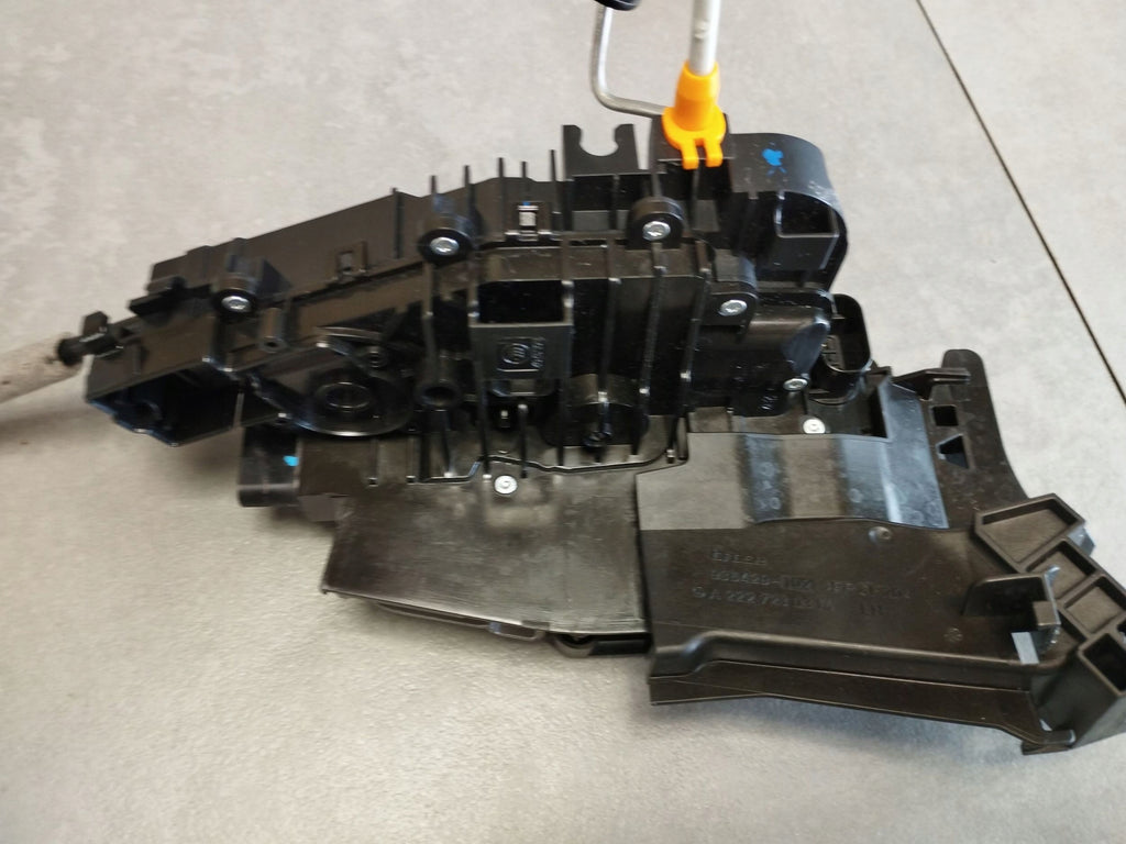 Mercedes-Benz S W222 2014 LOCK PULL LEFT FRONT A0997206900 RHD