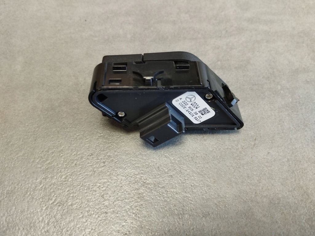 Mercedes-Benz S W222 DOOR LOCK SWITCH RIGHT FRONT A2229053800
