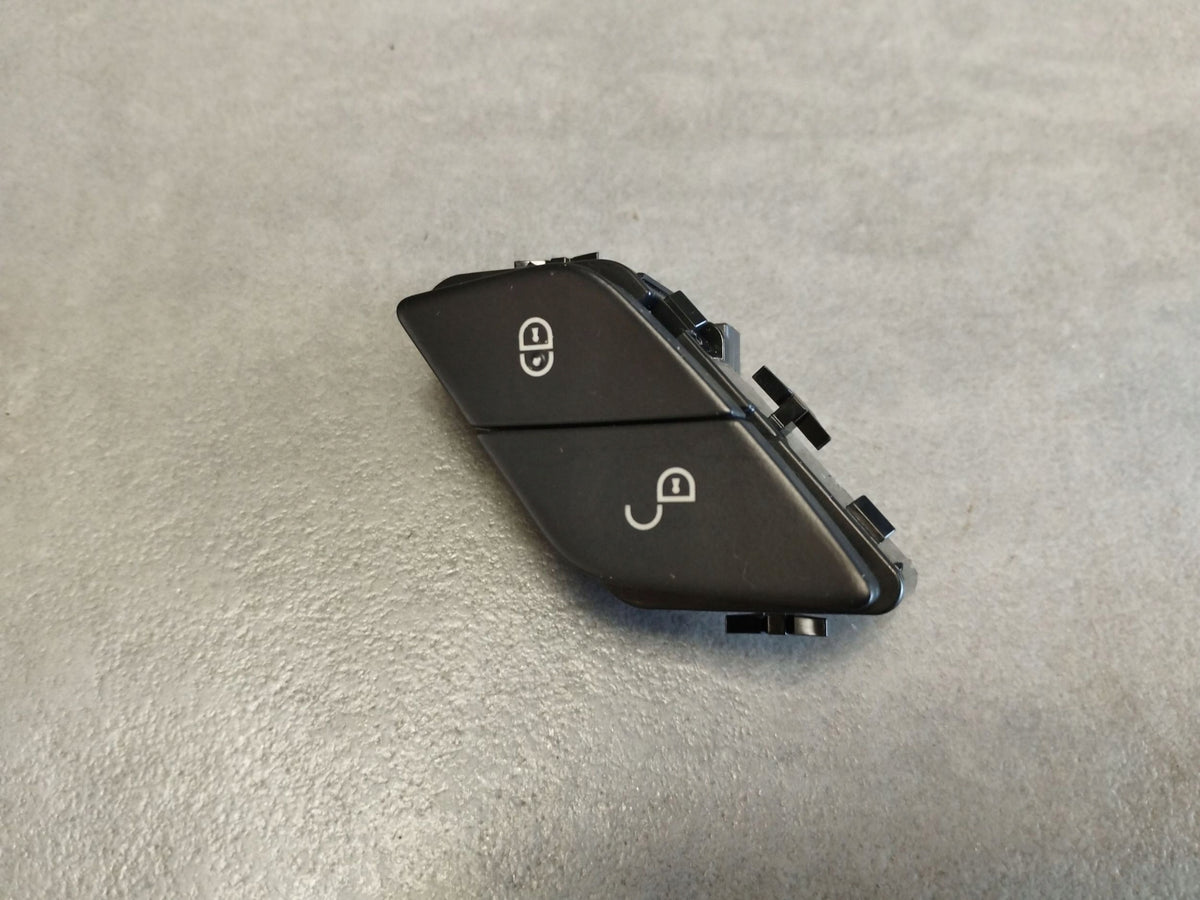Mercedes-Benz S W222 DOOR LOCK SWITCH RIGHT FRONT A2229053800