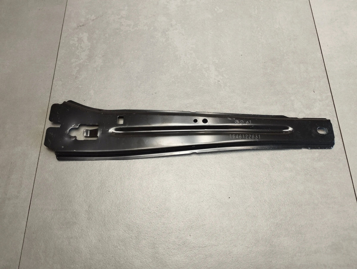 Mercedes ML W164 CONSOLE MOUNT 1646122631